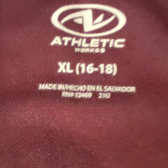 Women's Athletic Works Burgundy Long Sleeve Shirt Size XL - Picture 5 of 7